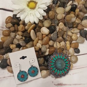 Teal/Turqoius Flower Earings & Necklace - NWT!